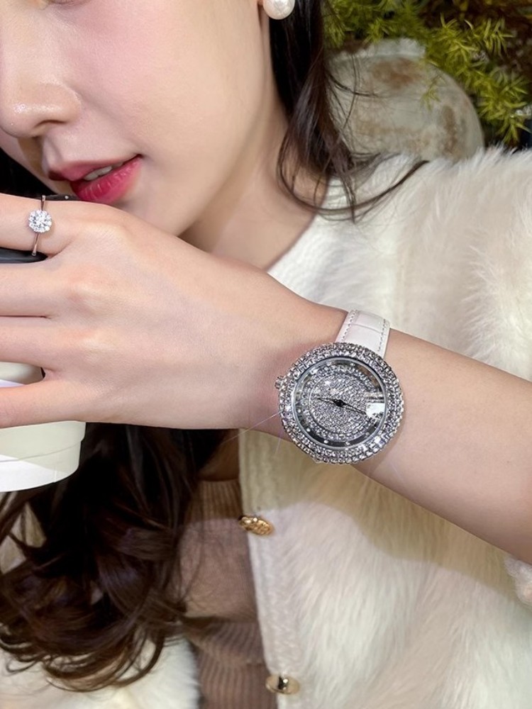 Luxury Diamonds Women Quartz W - Home Office Design Ideas recension och pris