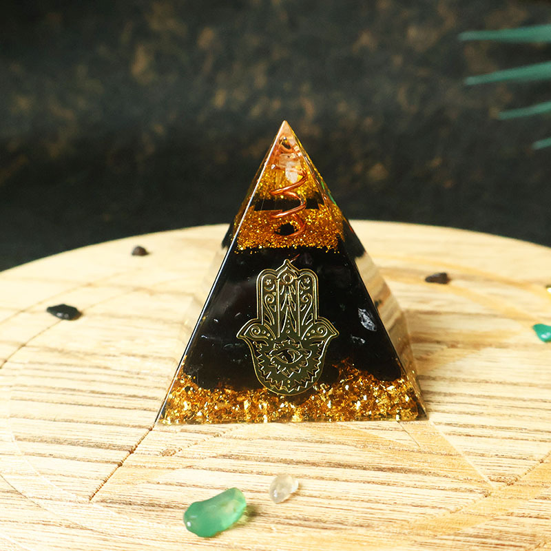 Hamsa Hand Resin Crystal Pyram - Home Office For recension och pris