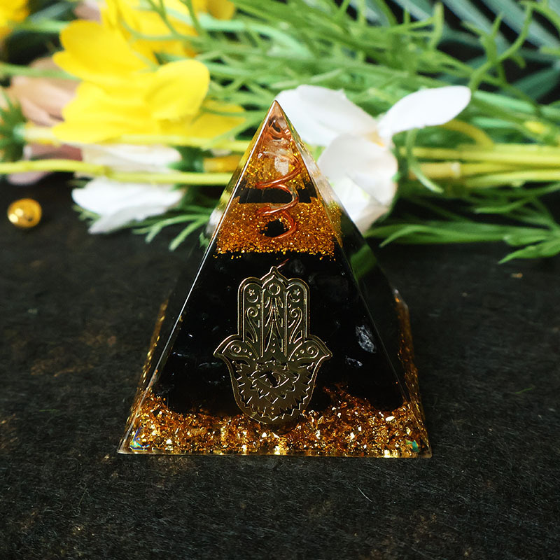 Hamsa Hand Resin Crystal Pyram - Home Office For recension och pris