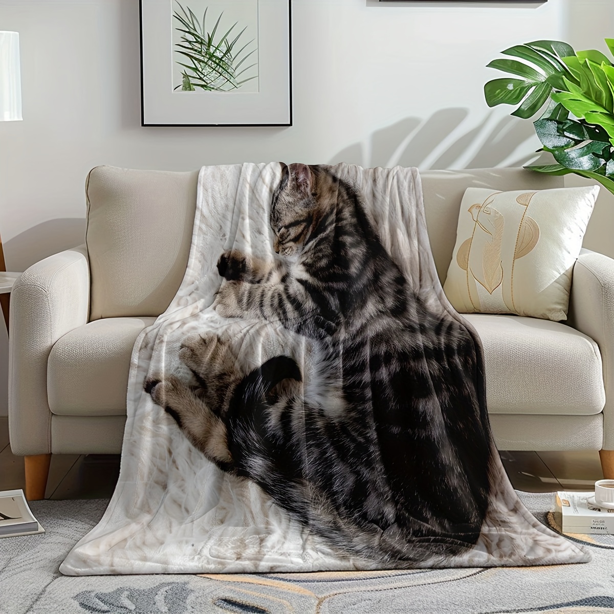 Sleeping Cat Flannel Blanket,  - Home Office Design Ideas recension och pris